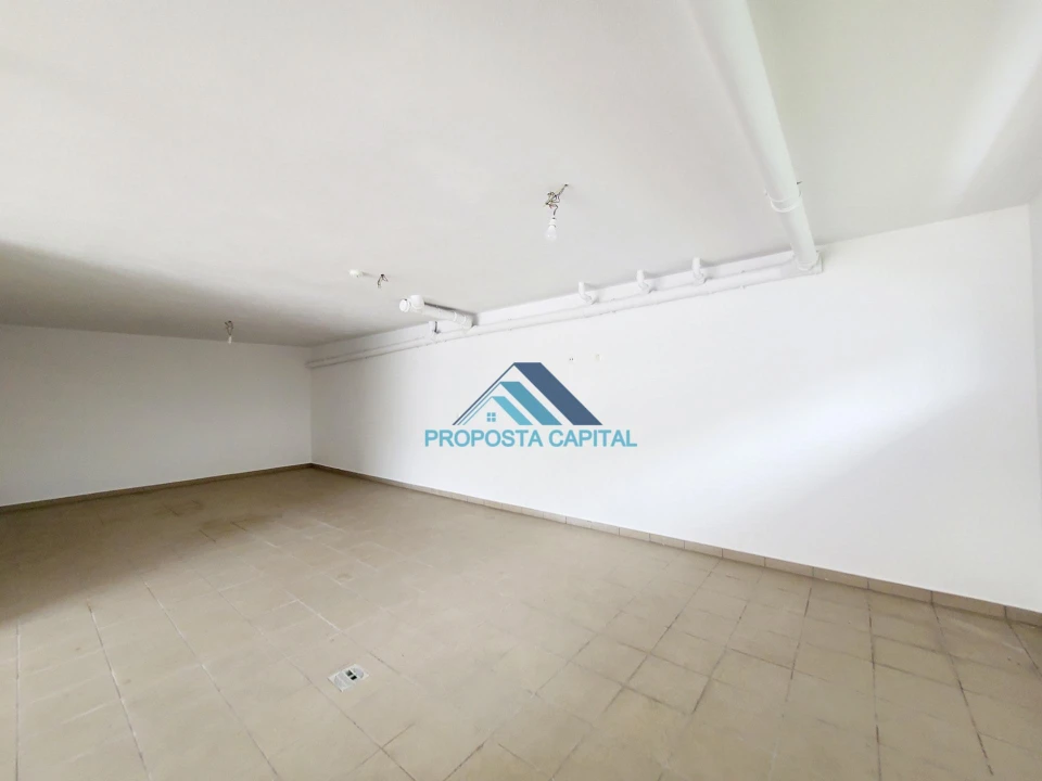 Moradia T5 para Venda em Laranjeiro e Feijó Foto 19