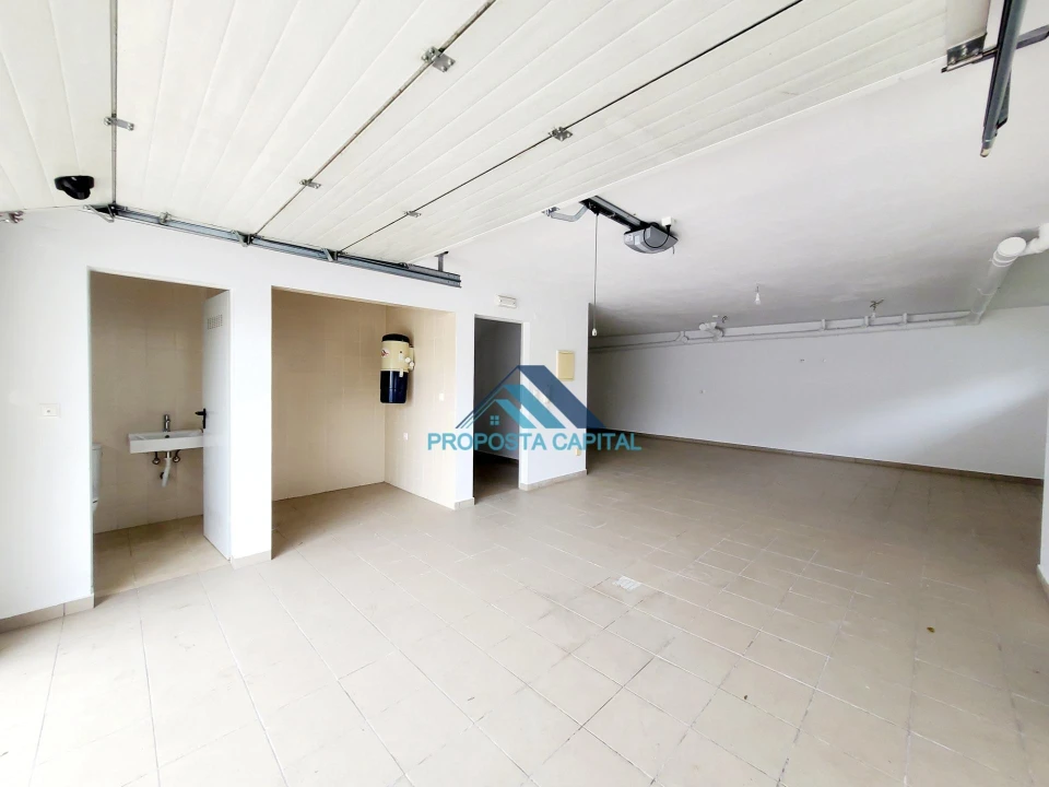 Moradia T5 para Venda em Laranjeiro e Feijó Foto 23