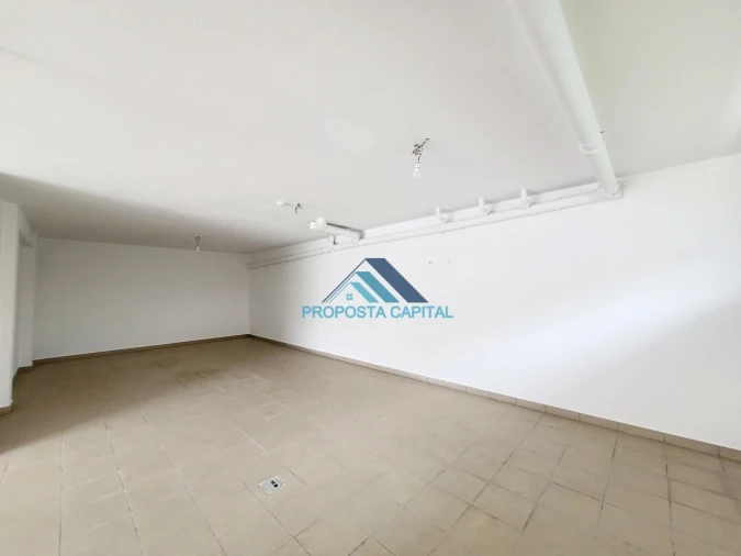 Moradia T5 para Venda em Laranjeiro e Feijó Foto 18