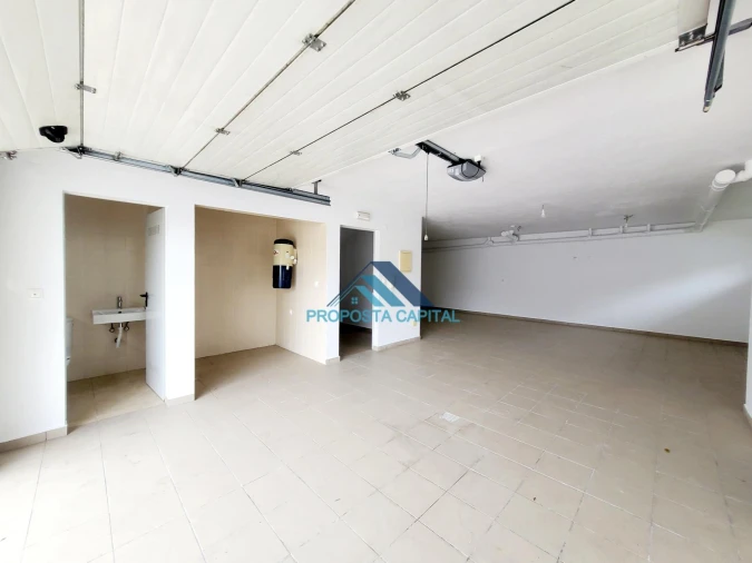 Moradia T5 para Venda em Laranjeiro e Feijó Foto 23