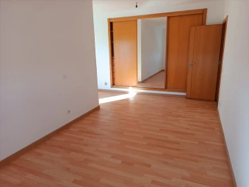 Apartamento T2 para Venda em Azambuja
