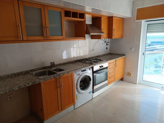 Apartamento T2 para Venda em Azambuja Foto 5