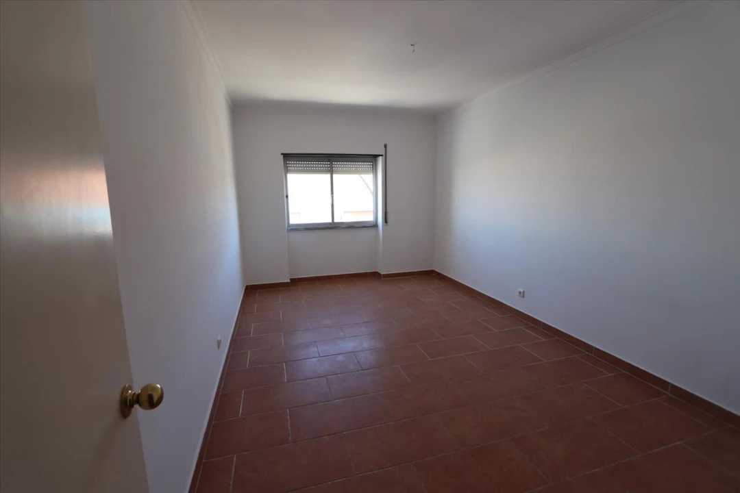 Apartamento T1 para Venda em Barreiro e Lavradio Foto 10