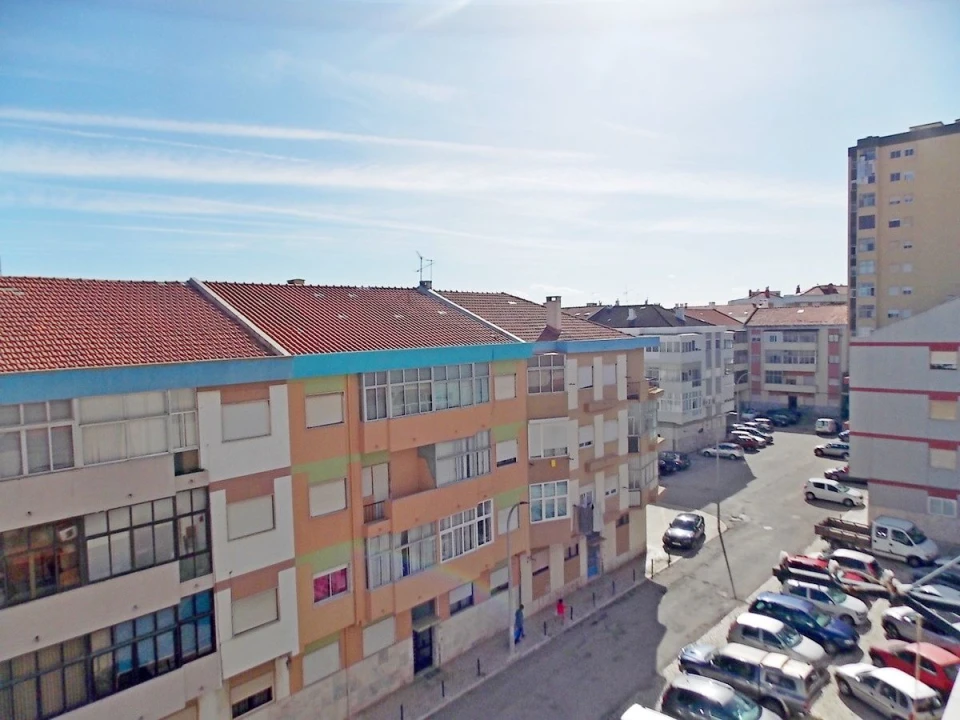 Apartamento T1 para Venda em Barreiro e Lavradio Foto 17