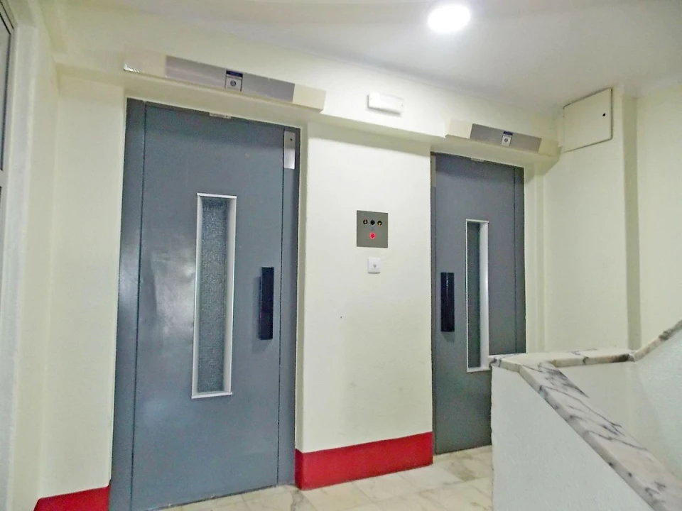 Apartamento T1 para Venda em Barreiro e Lavradio Foto 3