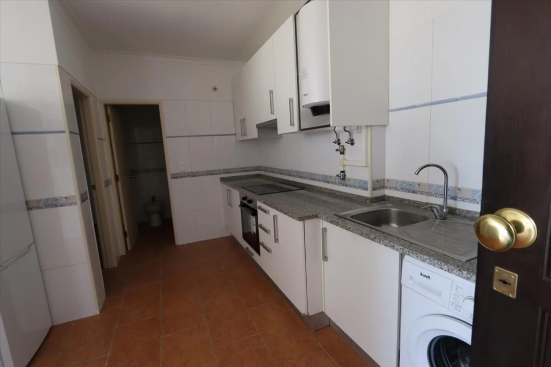 Apartamento T1 para Venda em Barreiro e Lavradio Foto 4