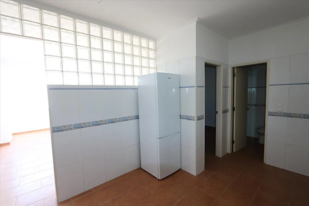 Apartamento T1 para Venda em Barreiro e Lavradio Foto 6