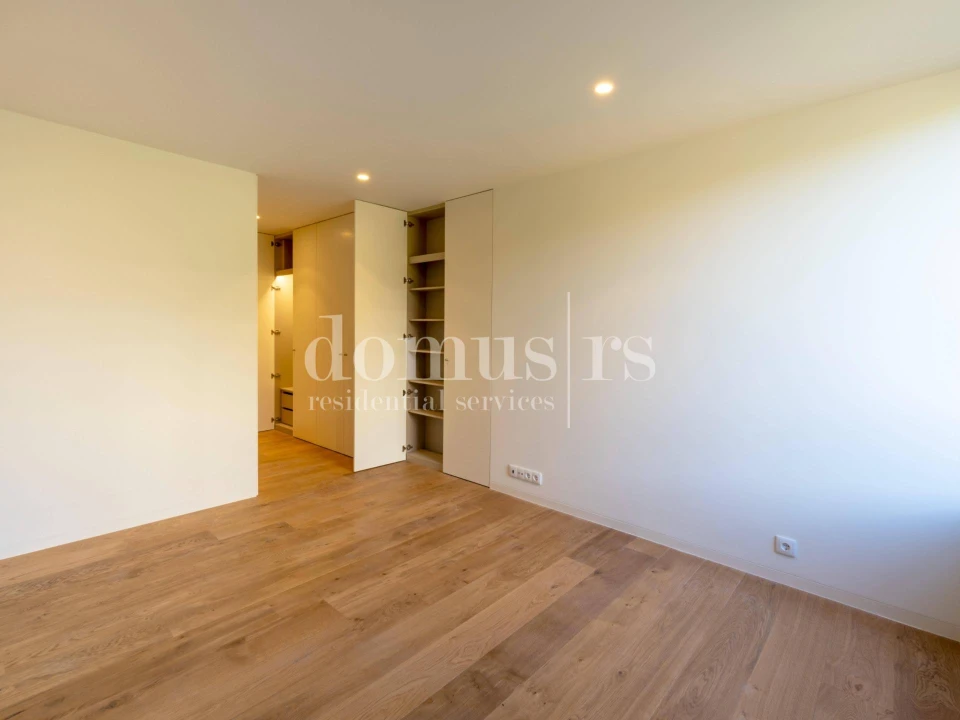Apartamento T3 para Venda em Lordelo do Ouro e Massarelos Foto 47