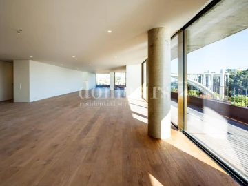 Apartamento T3 para Venda em Lordelo do Ouro e Massarelos