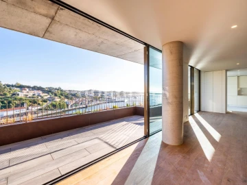 Apartamento T3 para Venda em Lordelo do Ouro e Massarelos
