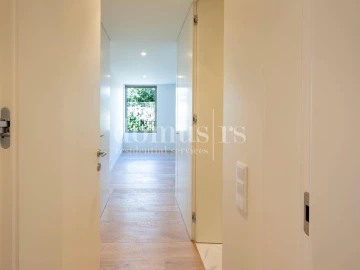 Apartamento T3 para Venda em Lordelo do Ouro e Massarelos