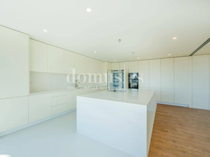 Apartamento T3 para Venda em Lordelo do Ouro e Massarelos Foto 34