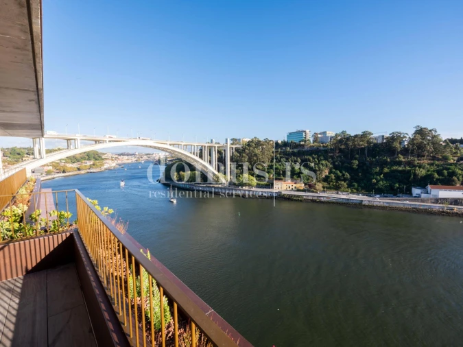 Apartamento T3 para Venda em Lordelo do Ouro e Massarelos Foto 9