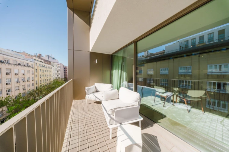 Apartamento T2 para Venda em Santo António Foto 9