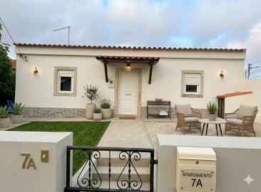 Moradia T2 para Venda em Agualva e Mira-Sintra