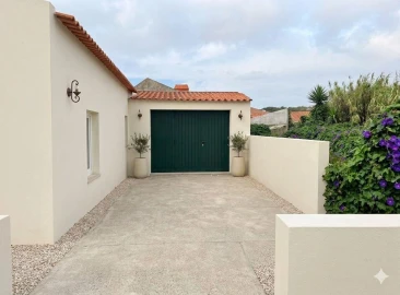 Moradia T2 para Venda em Agualva e Mira-Sintra