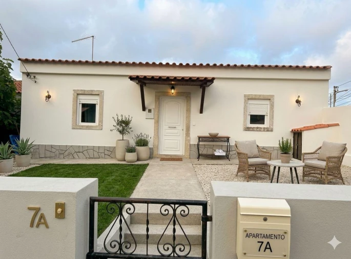 Moradia T2 para Venda em Agualva e Mira-Sintra Foto 3