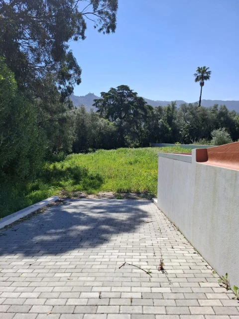 Terreno para Venda em Agualva e Mira-Sintra