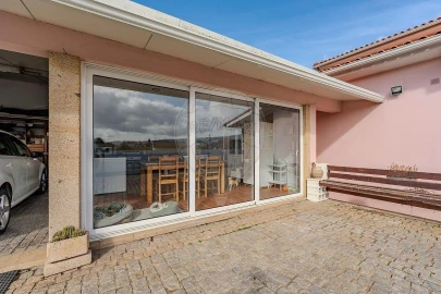 Moradia T3 para Venda em Valença, Cristelo Covo e Arão