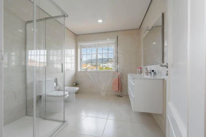 Moradia T3 para Venda em Valença, Cristelo Covo e Arão