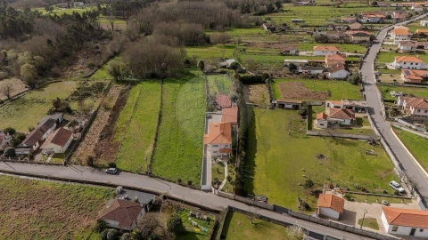 Moradia T3 para Venda em Valença, Cristelo Covo e Arão