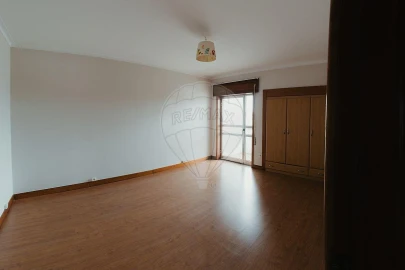 Apartamento T3 para Venda em Tamel (São Verissimo)