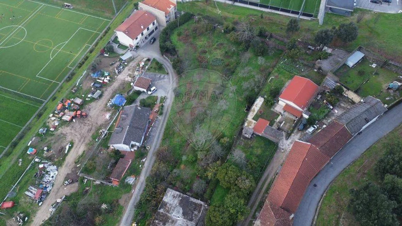 Terreno para Venda em Braga (Maximinos, Sé e Cividade) Foto 25