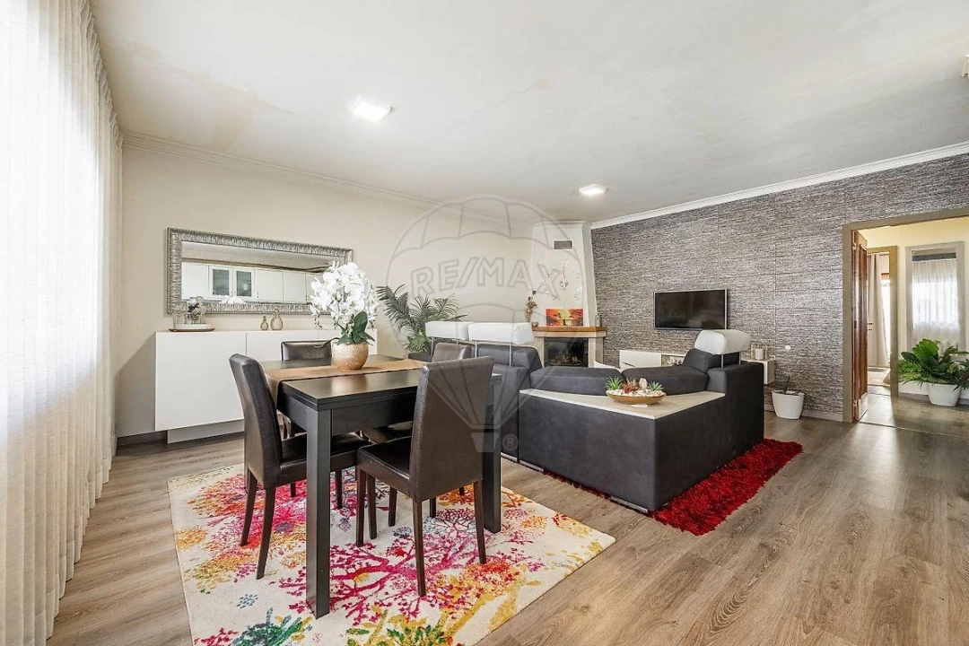 Apartamento T2 para Venda em Braga (Maximinos, Sé e Cividade) Foto 1