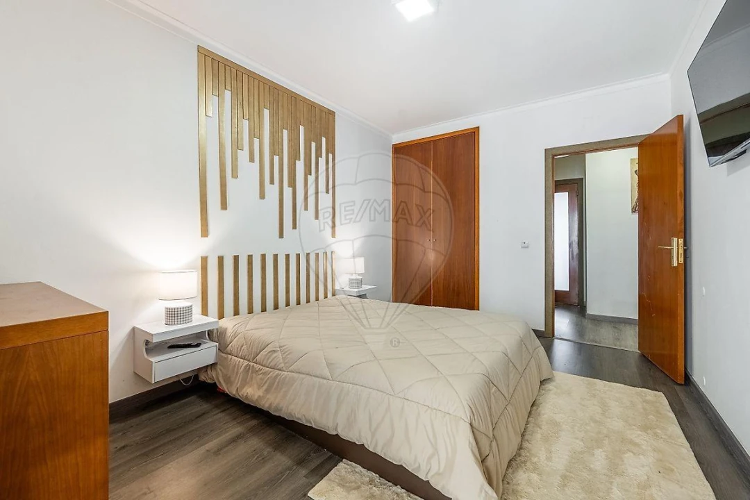 Apartamento T2 para Venda em Braga (Maximinos, Sé e Cividade) Foto 15