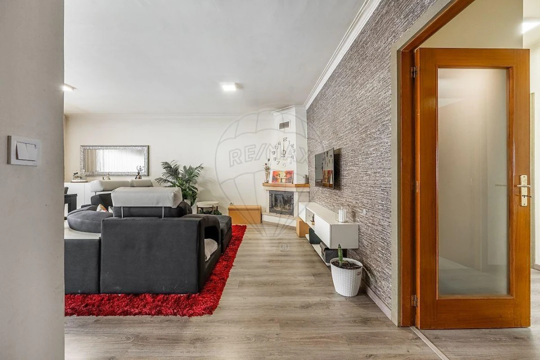 Apartamento T2 para Venda em Braga (Maximinos, Sé e Cividade) Foto 6