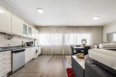 Apartamento T2 para Venda em Braga (Maximinos, Sé e Cividade)