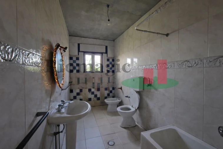 Moradia T2 para Venda em Amor Foto 7