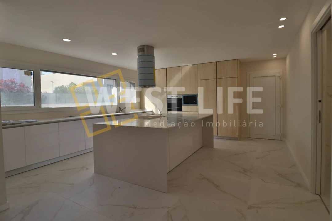 Moradia T5 para Venda em Ponte do Rol Foto 5