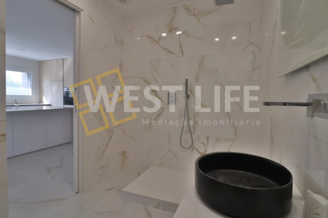 Moradia T5 para Venda em Ponte do Rol Foto 8