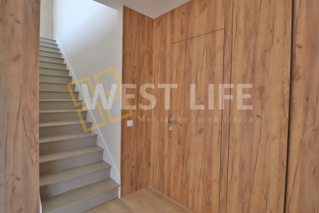 Moradia T5 para Venda em Ponte do Rol Foto 11