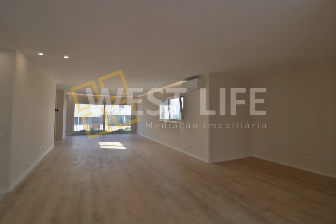 Moradia T5 para Venda em Ponte do Rol Foto 12