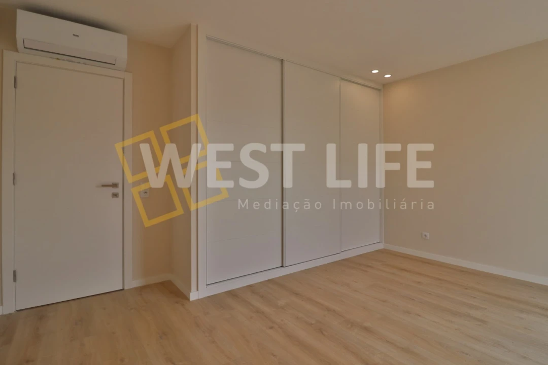 Moradia T5 para Venda em Ponte do Rol Foto 15