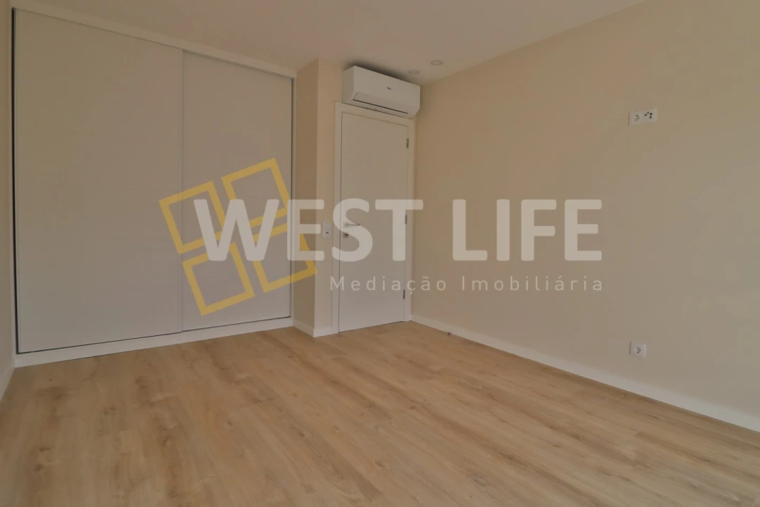 Moradia T5 para Venda em Ponte do Rol Foto 17