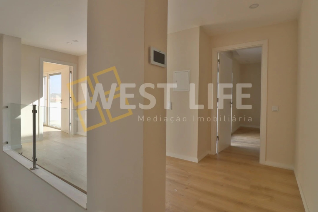 Moradia T5 para Venda em Ponte do Rol Foto 19