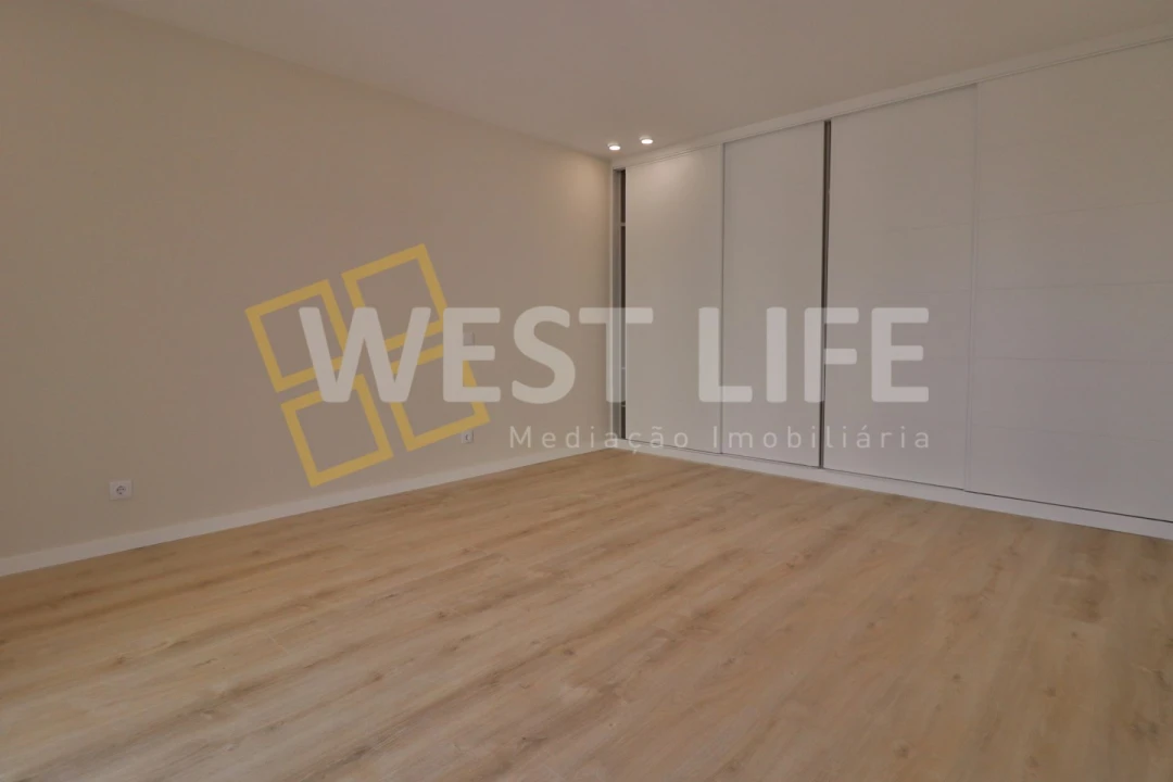 Moradia T5 para Venda em Ponte do Rol Foto 21