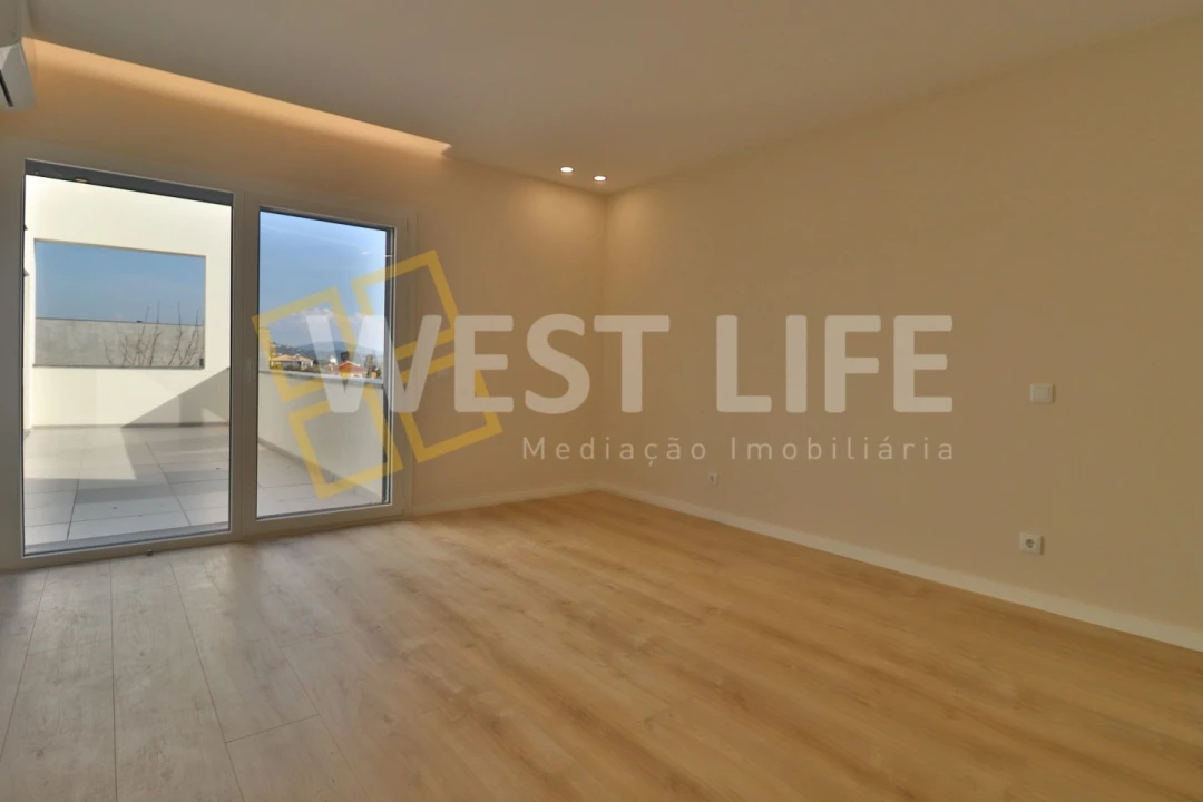 Moradia T5 para Venda em Ponte do Rol Foto 22