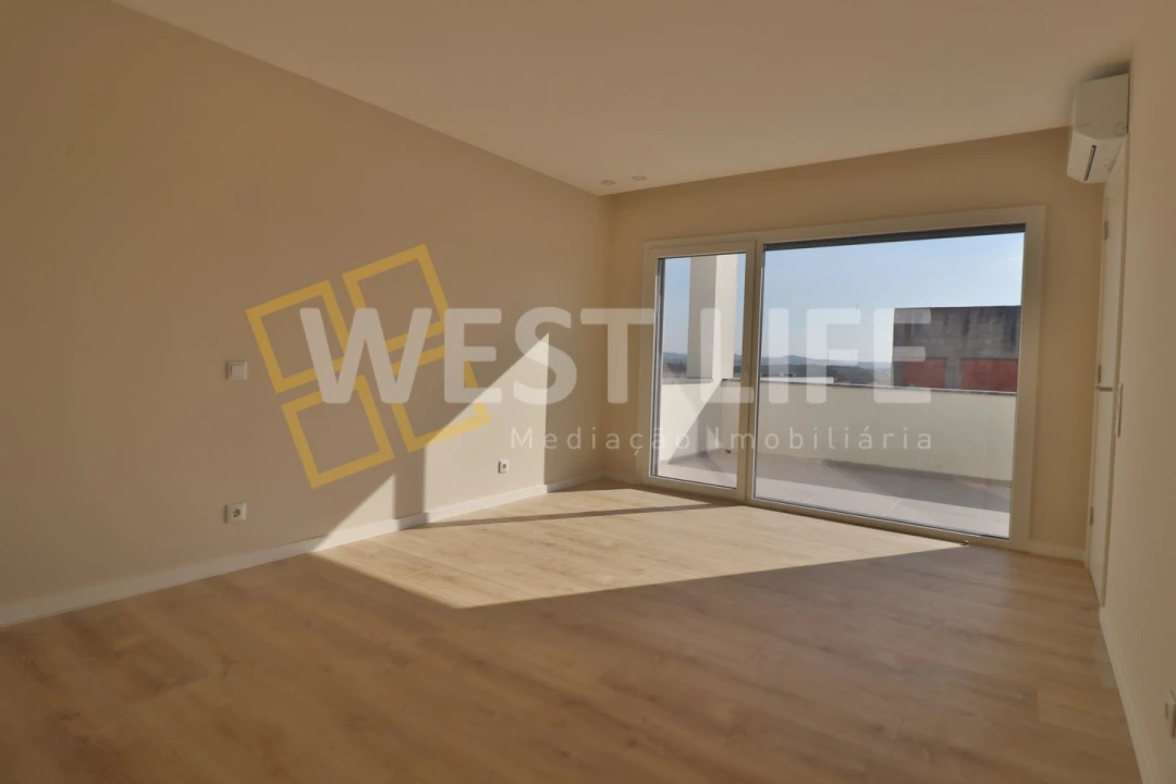 Moradia T5 para Venda em Ponte do Rol Foto 25