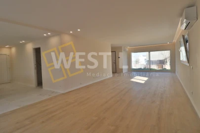 Moradia T5 para Venda em Ponte do Rol