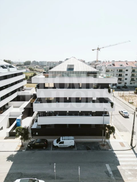 Apartamento T3 para Venda em Glória e Vera Cruz