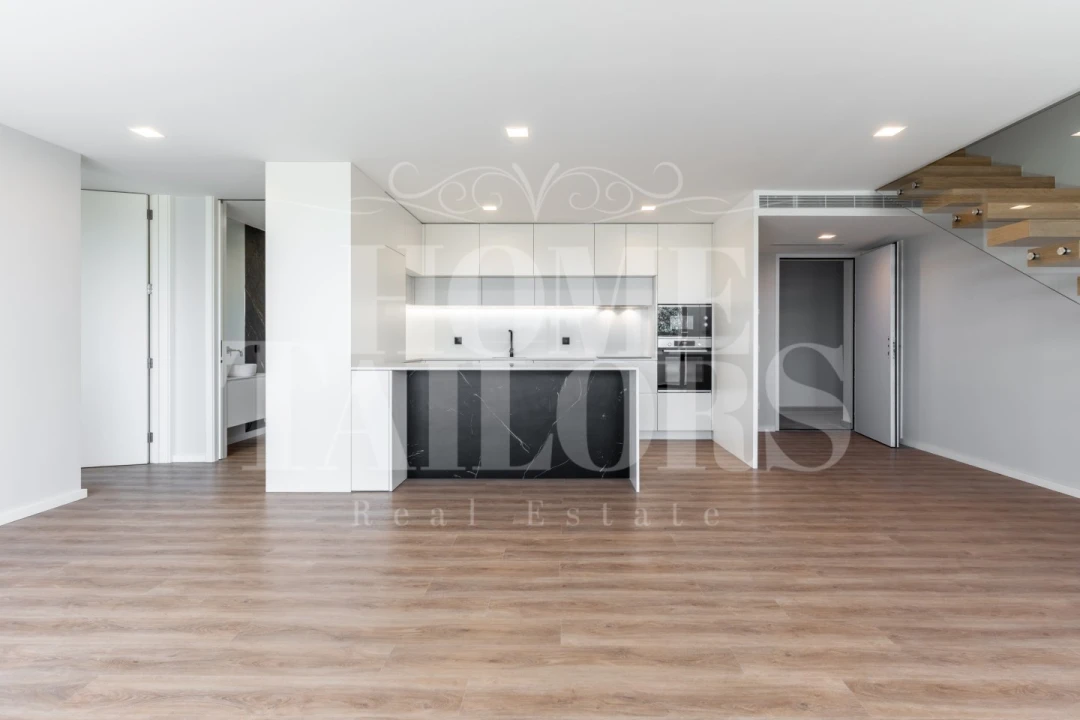 Apartamento T4 para Venda em Glória e Vera Cruz Foto 32