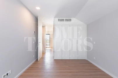 Apartamento T4 para Venda em Glória e Vera Cruz