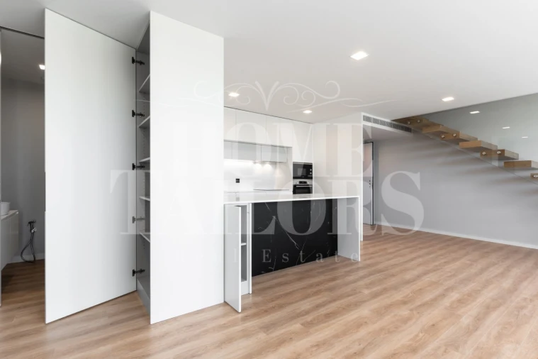 Apartamento T4 para Venda em Glória e Vera Cruz Foto 38
