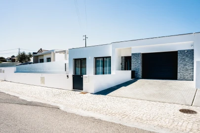 Moradia T3 para Venda em Nadadouro