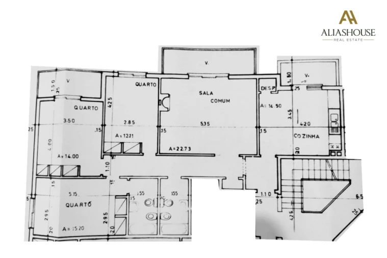 Apartamento T3 para Venda em Cascais e Estoril Planta 1