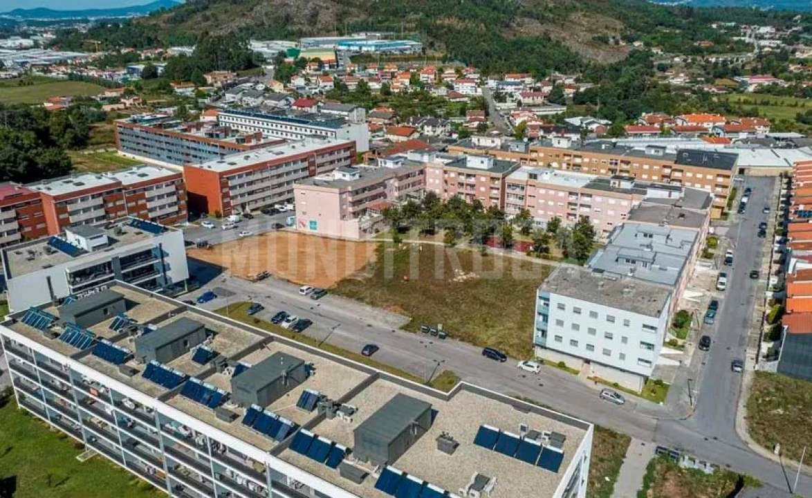 Terreno para Venda em Vila das Aves Foto 2